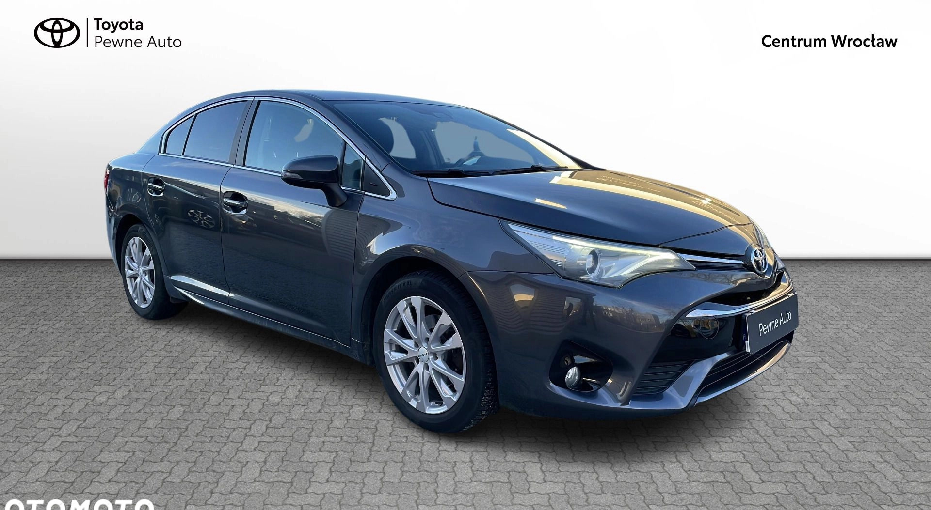 Toyota Avensis cena 59900 przebieg: 134988, rok produkcji 2016 z Brzozów małe 137